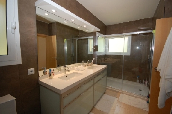 Villa in Javea(Montgo) zu verkaufen, Espace de vie 365 m², Terrain 1500 m², 4 Chambres &agrave; coucher, 4 Badezimmer, Pool, ref.: SV-2612-3