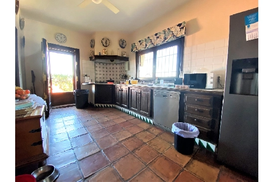 Finca in Denia zu verkaufen, Espace de vie 450 m², Baujahr 1985, + Ofen, Klimaanlage, Terrain 17000 m², 8 Chambres &agrave; coucher, 4 Badezimmer, Pool, ref.: SC-T0617-13