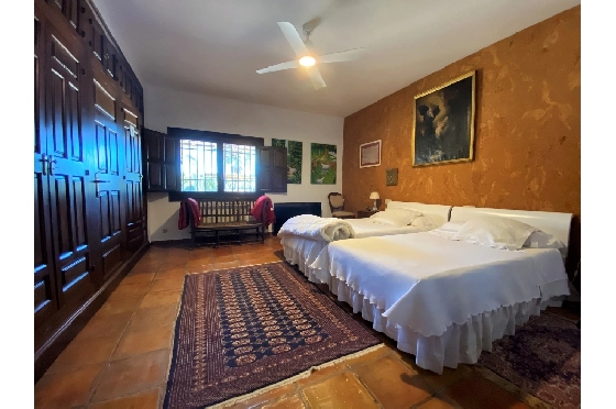 Finca in Denia zu verkaufen, Espace de vie 450 m², Baujahr 1985, + Ofen, Klimaanlage, Terrain 17000 m², 8 Chambres &agrave; coucher, 4 Badezimmer, Pool, ref.: SC-T0617-16