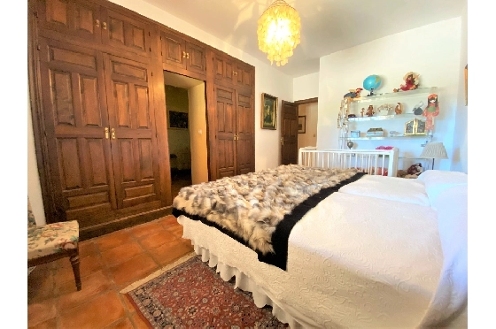 Finca in Denia zu verkaufen, Espace de vie 450 m², Baujahr 1985, + Ofen, Klimaanlage, Terrain 17000 m², 8 Chambres &agrave; coucher, 4 Badezimmer, Pool, ref.: SC-T0617-19
