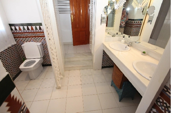 Finca in Ondara zur Ferienvermietung, Espace de vie 360 m², Baujahr 1983, Terrain 2200 m², 4 Chambres &agrave; coucher, 4 Badezimmer, ref.: V-0517-13