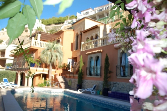 Villa in Javea(Montgo) zu verkaufen, Espace de vie 450 m², Terrain 1200 m², 6 Chambres &agrave; coucher, 6 Badezimmer, Pool, ref.: SV-3281-3