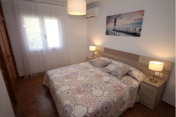 Sommerhaus in Els Poblets  zur Ferienvermietung, Espace de vie 80 m², Baujahr 1996, Zustand gepflegt, + KLIMA, Klimaanlage, Terrain 427 m², 2 Chambres &agrave; coucher, 1 Badezimmer, ref.: V-0717-13