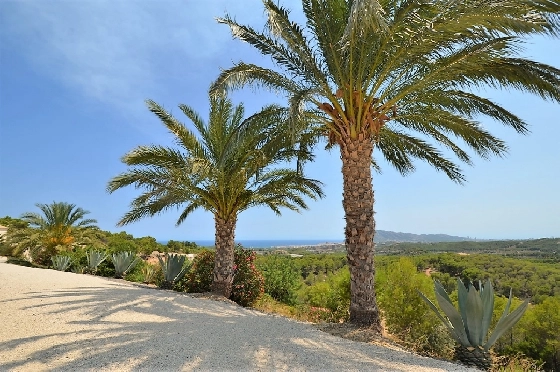 Villa in Altea zu verkaufen, Espace de vie 688 m², Zustand gepflegt, + Zentralheizung, Klimaanlage, Terrain 16250 m², 5 Chambres &agrave; coucher, 3 Badezimmer, Pool, ref.: GB-4617-MJ-18