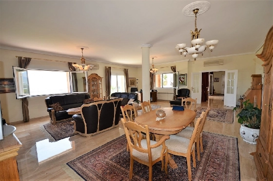 Villa in Altea zu verkaufen, Espace de vie 688 m², Zustand gepflegt, + Zentralheizung, Klimaanlage, Terrain 16250 m², 5 Chambres &agrave; coucher, 3 Badezimmer, Pool, ref.: GB-4617-MJ-6