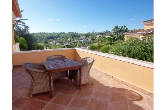 Villa in Moraira(Club Moraira) zu verkaufen, Espace de vie 220 m², Baujahr 2000, + Fussbodenheizung, Klimaanlage, Terrain 800 m², 4 Chambres &agrave; coucher, 3 Badezimmer, Pool, ref.: BI-MT.H-523-12
