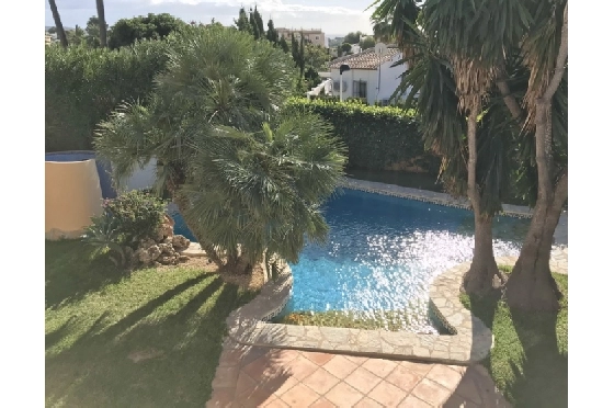 Villa in Moraira(Club Moraira) zu verkaufen, Espace de vie 220 m², Baujahr 2000, + Fussbodenheizung, Klimaanlage, Terrain 800 m², 4 Chambres &agrave; coucher, 3 Badezimmer, Pool, ref.: BI-MT.H-523-16