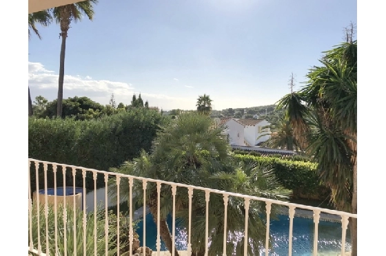 Villa in Moraira(Club Moraira) zu verkaufen, Espace de vie 220 m², Baujahr 2000, + Fussbodenheizung, Klimaanlage, Terrain 800 m², 4 Chambres &agrave; coucher, 3 Badezimmer, Pool, ref.: BI-MT.H-523-17
