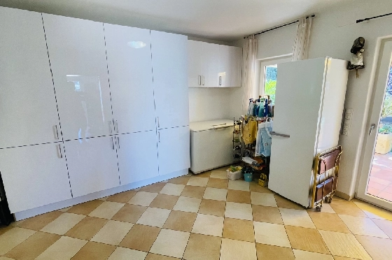 Villa in Tormos zu verkaufen, Espace de vie 300 m², Baujahr 2007, Zustand gepflegt, + Zentralheizung, Klimaanlage, Terrain 13000 m², 4 Chambres &agrave; coucher, 4 Badezimmer, Pool, ref.: JS-0724-19