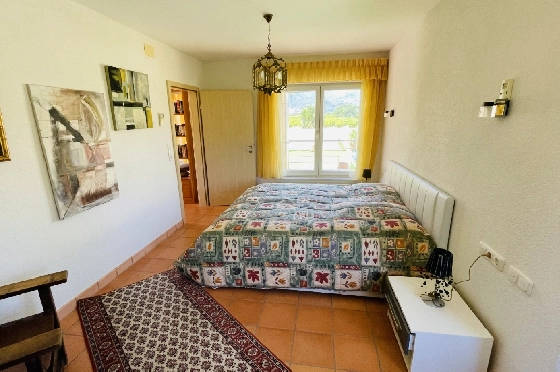 Villa in Tormos zu verkaufen, Espace de vie 300 m², Baujahr 2007, Zustand gepflegt, + Zentralheizung, Klimaanlage, Terrain 13000 m², 4 Chambres &agrave; coucher, 4 Badezimmer, Pool, ref.: JS-0724-26
