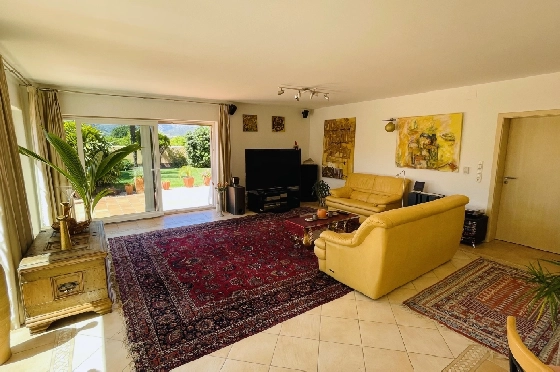 Villa in Tormos zu verkaufen, Espace de vie 300 m², Baujahr 2007, Zustand gepflegt, + Zentralheizung, Klimaanlage, Terrain 13000 m², 4 Chambres &agrave; coucher, 4 Badezimmer, Pool, ref.: JS-0724-5