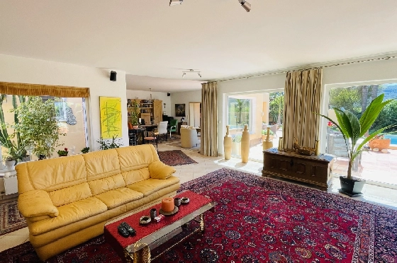 Villa in Tormos zu verkaufen, Espace de vie 300 m², Baujahr 2007, Zustand gepflegt, + Zentralheizung, Klimaanlage, Terrain 13000 m², 4 Chambres &agrave; coucher, 4 Badezimmer, Pool, ref.: JS-0724-6