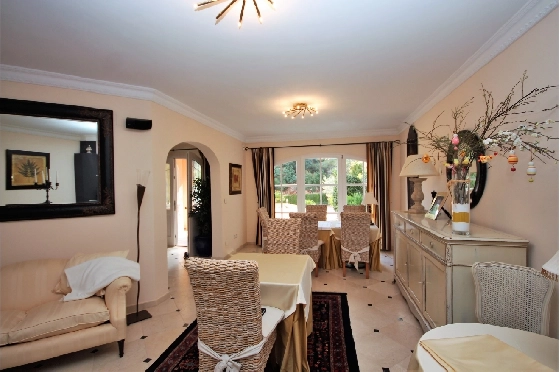 Villa in Denia-La Sella zu verkaufen, Espace de vie 425 m², Baujahr 2006, Zustand neuwertig, + Fussbodenheizung, Klimaanlage, Terrain 1300 m², 5 Chambres &agrave; coucher, 4 Badezimmer, Pool, ref.: MJ-0618-13