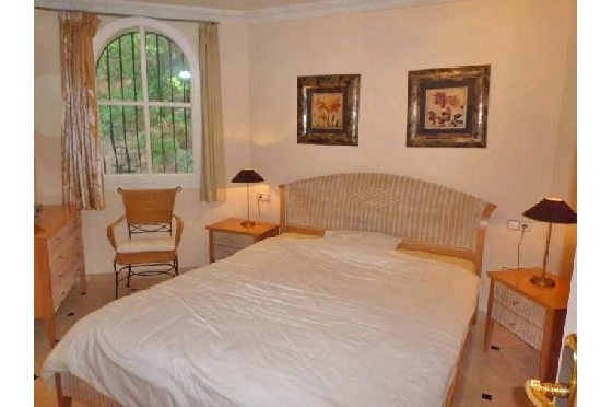 Villa in Denia-La Sella zu verkaufen, Espace de vie 425 m², Baujahr 2006, Zustand neuwertig, + Fussbodenheizung, Klimaanlage, Terrain 1300 m², 5 Chambres &agrave; coucher, 4 Badezimmer, Pool, ref.: MJ-0618-18
