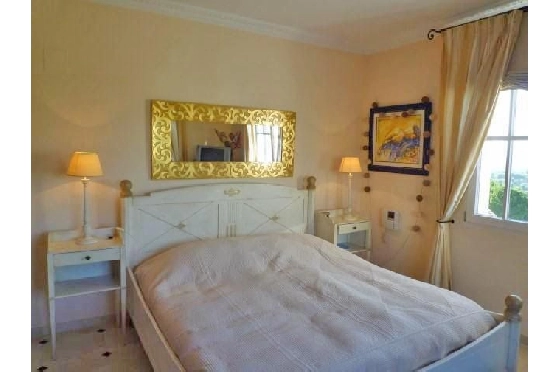 Villa in Denia-La Sella zu verkaufen, Espace de vie 425 m², Baujahr 2006, Zustand neuwertig, + Fussbodenheizung, Klimaanlage, Terrain 1300 m², 5 Chambres &agrave; coucher, 4 Badezimmer, Pool, ref.: MJ-0618-20