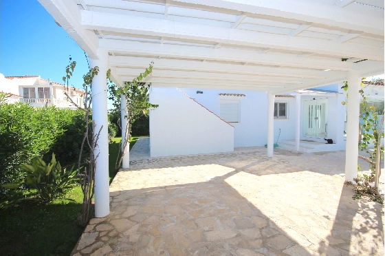 Villa in Els Poblets(Ptda. Barranquets) zur Ferienvermietung, Espace de vie 114 m², Baujahr 1986, Zustand gepflegt, + Zentralheizung, Klimaanlage, Terrain 510 m², 3 Chambres &agrave; coucher, 2 Badezimmer, Pool, ref.: T-1118-18