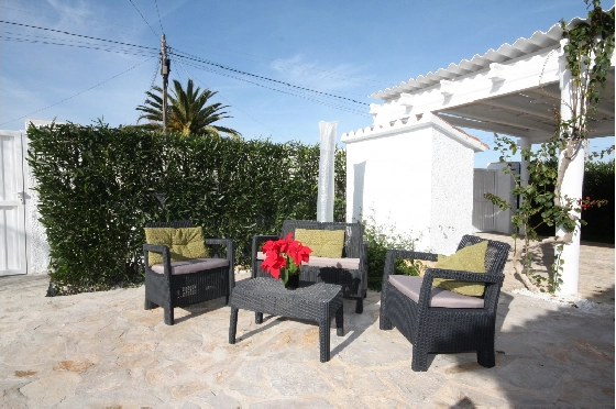 Villa in Els Poblets(Ptda. Barranquets) zur Ferienvermietung, Espace de vie 114 m², Baujahr 1986, Zustand gepflegt, + Zentralheizung, Klimaanlage, Terrain 510 m², 3 Chambres &agrave; coucher, 2 Badezimmer, Pool, ref.: T-1118-4