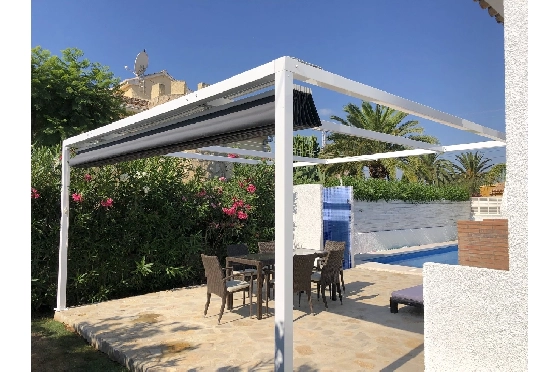Villa in Els Poblets(Ptda. Barranquets) zur Ferienvermietung, Espace de vie 114 m², Baujahr 1986, Zustand gepflegt, + Zentralheizung, Klimaanlage, Terrain 510 m², 3 Chambres &agrave; coucher, 2 Badezimmer, Pool, ref.: T-1118-6