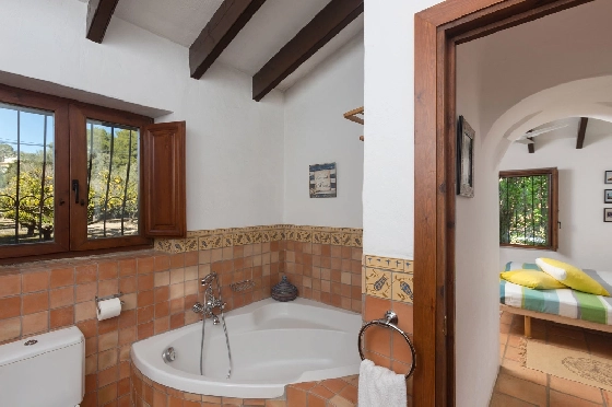 Finca in Javea(Javea) zu verkaufen, Espace de vie 476 m², Terrain 7246 m², 6 Chambres &agrave; coucher, 4 Badezimmer, Pool, ref.: HG-3282-18