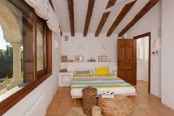 Finca in Javea(Javea) zu verkaufen, Espace de vie 476 m², Terrain 7246 m², 6 Chambres &agrave; coucher, 4 Badezimmer, Pool, ref.: HG-3282-22