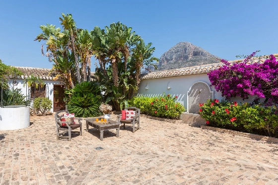 Finca in Javea(Javea) zu verkaufen, Espace de vie 476 m², Terrain 7246 m², 6 Chambres &agrave; coucher, 4 Badezimmer, Pool, ref.: HG-3282-8