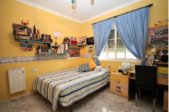 Villa in Els Poblets zu verkaufen, Espace de vie 232 m², Baujahr 1998, + KLIMA, Klimaanlage, Terrain 11310 m², 4 Chambres &agrave; coucher, 2 Badezimmer, Pool, ref.: GC-3119-11