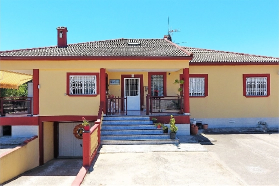 Villa in Els Poblets zu verkaufen, Espace de vie 232 m², Baujahr 1998, + KLIMA, Klimaanlage, Terrain 11310 m², 4 Chambres &agrave; coucher, 2 Badezimmer, Pool, ref.: GC-3119-34