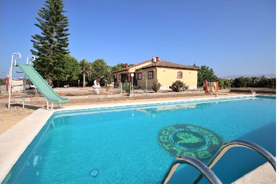 Villa in Els Poblets zu verkaufen, Espace de vie 232 m², Baujahr 1998, + KLIMA, Klimaanlage, Terrain 11310 m², 4 Chambres &agrave; coucher, 2 Badezimmer, Pool, ref.: GC-3119-35