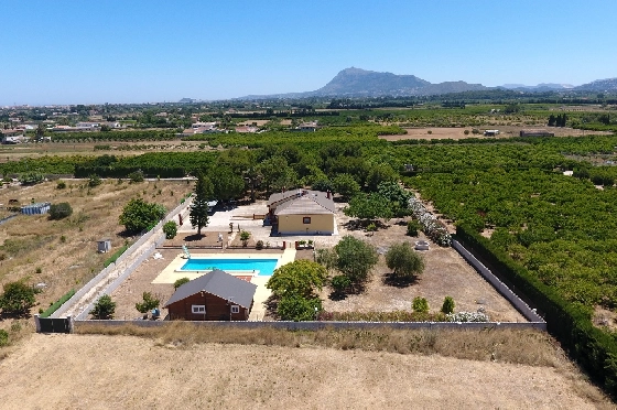 Villa in Els Poblets zu verkaufen, Espace de vie 232 m², Baujahr 1998, + KLIMA, Klimaanlage, Terrain 11310 m², 4 Chambres &agrave; coucher, 2 Badezimmer, Pool, ref.: GC-3119-36