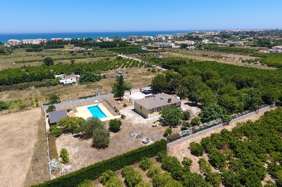 Villa in Els Poblets zu verkaufen, Espace de vie 232 m², Baujahr 1998, + KLIMA, Klimaanlage, Terrain 11310 m², 4 Chambres &agrave; coucher, 2 Badezimmer, Pool, ref.: GC-3119-37