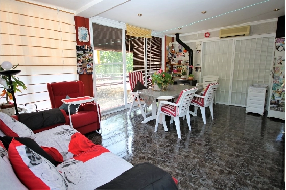 Villa in Els Poblets zu verkaufen, Espace de vie 232 m², Baujahr 1998, + KLIMA, Klimaanlage, Terrain 11310 m², 4 Chambres &agrave; coucher, 2 Badezimmer, Pool, ref.: GC-3119-7