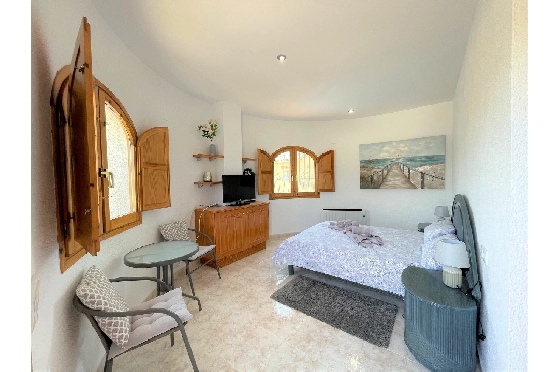 Villa in Els Poblets(Barranquets) zur Ferienvermietung, Espace de vie 130 m², Baujahr 2000, Zustand modernisiert, + Zentralheizung, Klimaanlage, Terrain 580 m², 3 Chambres &agrave; coucher, 2 Badezimmer, Pool, ref.: T-0819-13