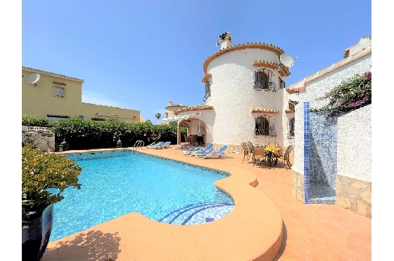 Villa in Els Poblets(Barranquets) zur Ferienvermietung, Espace de vie 130 m², Baujahr 2000, Zustand modernisiert, + Zentralheizung, Klimaanlage, Terrain 580 m², 3 Chambres &agrave; coucher, 2 Badezimmer, Pool, ref.: T-0819-2
