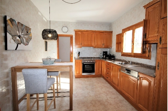 Villa in Els Poblets(Barranquets) zur Ferienvermietung, Espace de vie 130 m², Baujahr 2000, Zustand modernisiert, + Zentralheizung, Klimaanlage, Terrain 580 m², 3 Chambres &agrave; coucher, 2 Badezimmer, Pool, ref.: T-0819-9