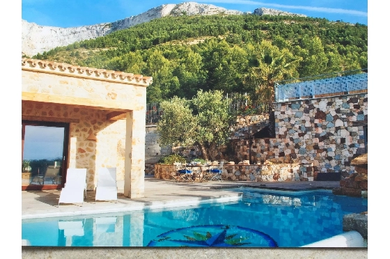 Villa in Denia zu verkaufen, Espace de vie 240 m², Baujahr 2010, Zustand neuwertig, + Zentralheizung, Klimaanlage, Terrain 1000 m², 6 Chambres &agrave; coucher, 3 Badezimmer, Pool, ref.: SC-L0920-23