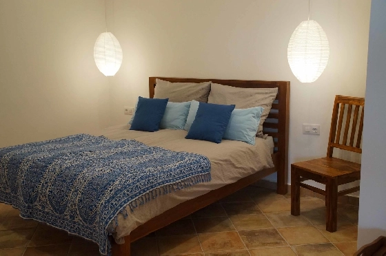 Villa in Denia zu verkaufen, Espace de vie 240 m², Baujahr 2010, Zustand neuwertig, + Zentralheizung, Klimaanlage, Terrain 1000 m², 6 Chambres &agrave; coucher, 3 Badezimmer, Pool, ref.: SC-L0920-8