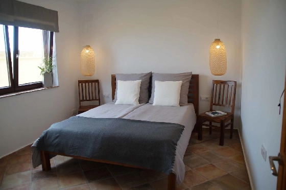 Villa in Denia zu verkaufen, Espace de vie 240 m², Baujahr 2010, Zustand neuwertig, + Zentralheizung, Klimaanlage, Terrain 1000 m², 6 Chambres &agrave; coucher, 3 Badezimmer, Pool, ref.: SC-L0920-9