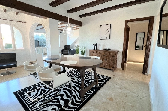 Villa in Denia zur Ferienvermietung, Espace de vie 117 m², Baujahr 1974, Zustand gepflegt, + Zentralheizung, Klimaanlage, Terrain 680 m², 3 Chambres &agrave; coucher, 2 Badezimmer, Pool, ref.: T-0615-7