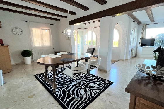 Villa in Denia zur Ferienvermietung, Espace de vie 117 m², Baujahr 1974, Zustand gepflegt, + Zentralheizung, Klimaanlage, Terrain 680 m², 3 Chambres &agrave; coucher, 2 Badezimmer, Pool, ref.: T-0615-8