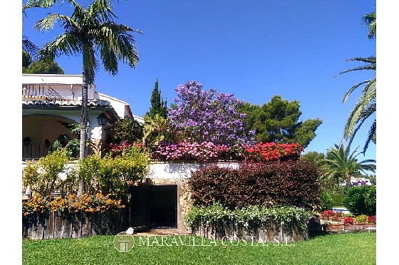 Villa in Javea zu verkaufen, Espace de vie 500 m², + Zentralheizung, Klimaanlage, Terrain 3000 m², 6 Chambres &agrave; coucher, 5 Badezimmer, Pool, ref.: MV-2471-14