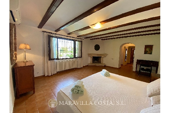 Villa in Javea zu verkaufen, Espace de vie 500 m², + Zentralheizung, Klimaanlage, Terrain 3000 m², 6 Chambres &agrave; coucher, 5 Badezimmer, Pool, ref.: MV-2471-25