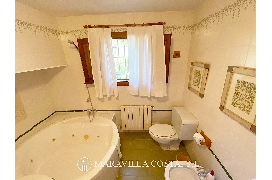 Villa in Javea zu verkaufen, Espace de vie 500 m², + Zentralheizung, Klimaanlage, Terrain 3000 m², 6 Chambres &agrave; coucher, 5 Badezimmer, Pool, ref.: MV-2471-27