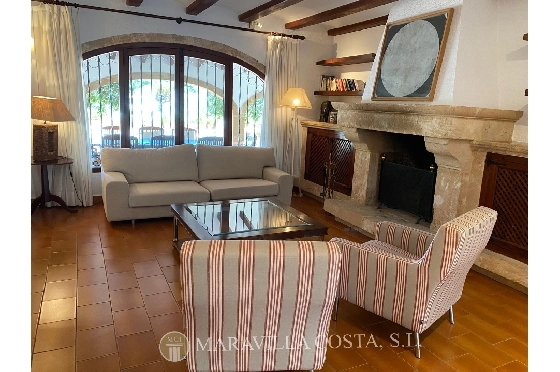 Villa in Javea zu verkaufen, Espace de vie 500 m², + Zentralheizung, Klimaanlage, Terrain 3000 m², 6 Chambres &agrave; coucher, 5 Badezimmer, Pool, ref.: MV-2471-33