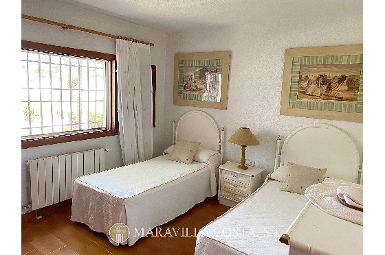Villa in Javea zu verkaufen, Espace de vie 500 m², + Zentralheizung, Klimaanlage, Terrain 3000 m², 6 Chambres &agrave; coucher, 5 Badezimmer, Pool, ref.: MV-2471-44