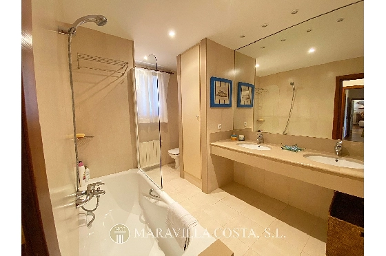 Villa in Javea zu verkaufen, Espace de vie 500 m², + Zentralheizung, Klimaanlage, Terrain 3000 m², 6 Chambres &agrave; coucher, 5 Badezimmer, Pool, ref.: MV-2471-47