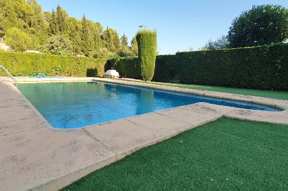 Herrenhaus in Oliva zu verkaufen, Espace de vie 210 m², Baujahr 1995, Zustand gepflegt, + Ofen, Terrain 849 m², 4 Chambres &agrave; coucher, 3 Badezimmer, Pool, ref.: RA-0921-3