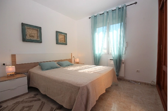 Villa in Els Poblets(Barranquets) zur Ferienvermietung, Espace de vie 110 m², Baujahr 2001, + KLIMA, Klimaanlage, Terrain 400 m², 3 Chambres &agrave; coucher, 2 Badezimmer, Pool, ref.: T-0421-12