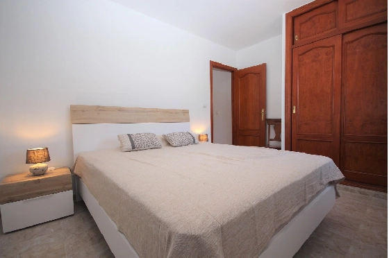 Villa in Els Poblets(Barranquets) zur Ferienvermietung, Espace de vie 110 m², Baujahr 2001, + KLIMA, Klimaanlage, Terrain 400 m², 3 Chambres &agrave; coucher, 2 Badezimmer, Pool, ref.: T-0421-13