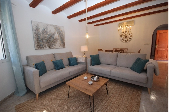 Villa in Els Poblets(Barranquets) zur Ferienvermietung, Espace de vie 110 m², Baujahr 2001, + KLIMA, Klimaanlage, Terrain 400 m², 3 Chambres &agrave; coucher, 2 Badezimmer, Pool, ref.: T-0421-8