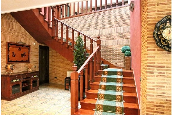 Villa in Pedreguer zu verkaufen, Espace de vie 465 m², Baujahr 2000, Zustand neuwertig, + Zentralheizung, Klimaanlage, Terrain 9200 m², 4 Chambres &agrave; coucher, 4 Badezimmer, Pool, ref.: VGC-3521-PL-17